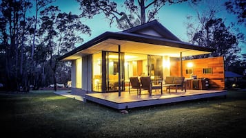 Deluxe Chalet | Food and drink