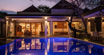 The Casa Amaya: Luxury 3BR Villa and Pool