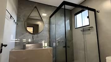 Villa | Bathroom