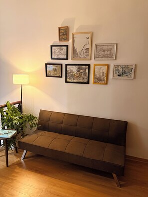 Living area - The Warm Corner, Private 3BR Home in Da Nang (Đà Nẵng)