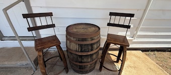 Whiskey & Cigar House
