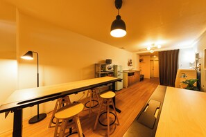 Apartment | In-room dining - KANDA URBAN SUITES (Chiyodaku Uchikanda)
