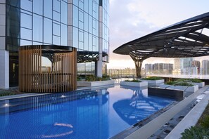 Pool - Southbank 2BR with City Views, Pool, Spa & Sauna near Crown (Southbank)