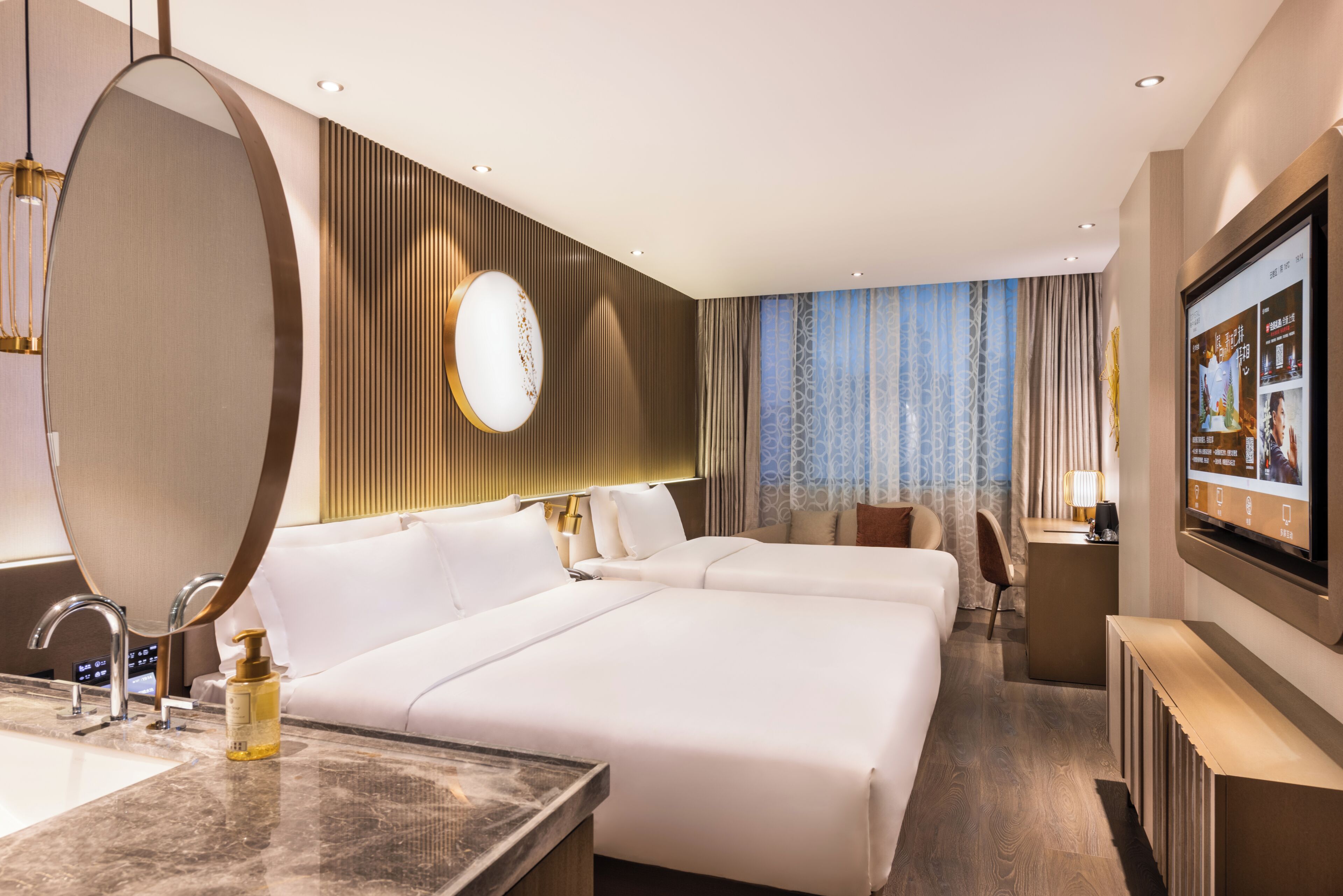 Comfort Triple Room | Desk, laptop workspace, free WiFi, bed sheets