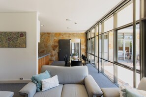 Living area - Managers House (Yarra Glen)