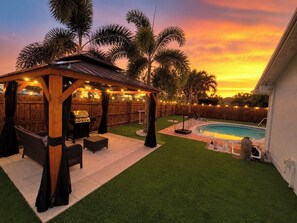 Terrace/patio - Velara Naples, Beautiful Family Pool Home Near Beach & Downtown. (Naples)