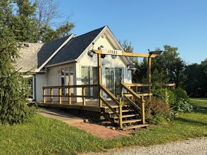 Exterior - Charming 3-bedroom farmhouse in rural Platte County close to KCI. (Edgerton)