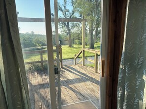 Interior - Charming 3-bedroom farmhouse in rural Platte County close to KCI. (Edgerton)