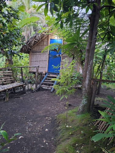Tanna Chez Nous Bungalow and Tours