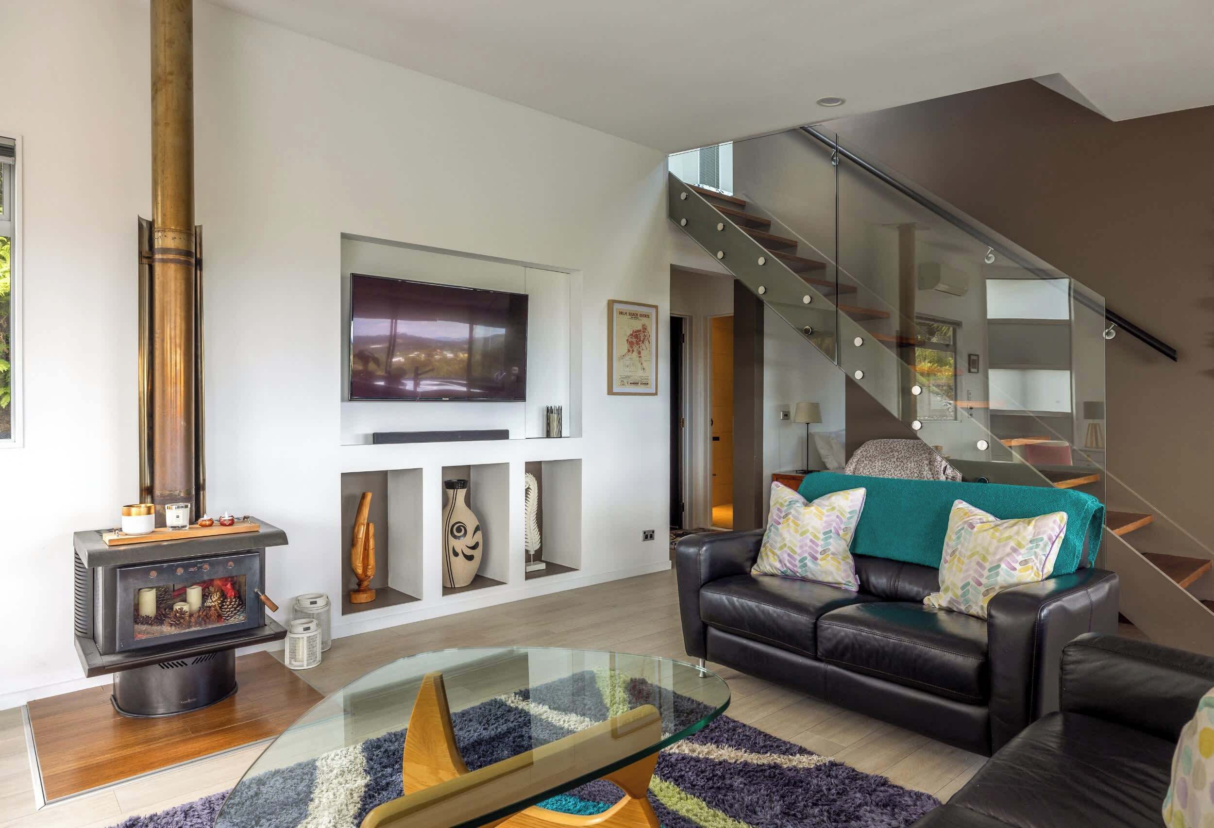 TV, fireplace, stereo, offices