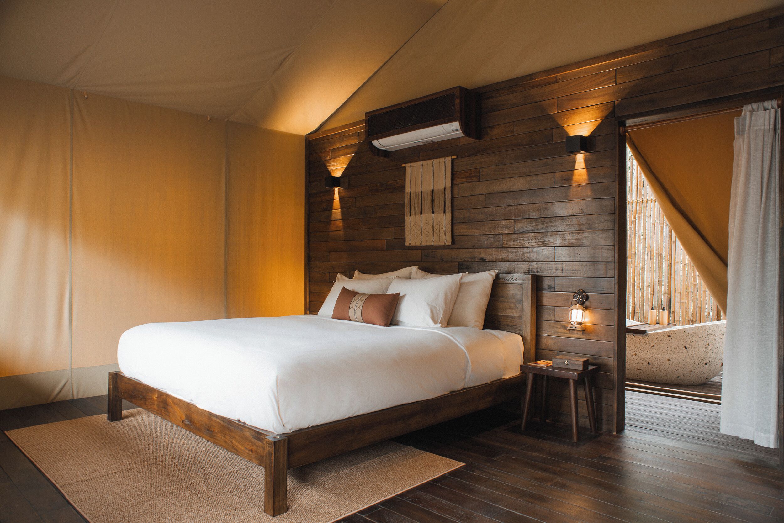 Ground Lodge | In-room safe, blackout drapes, iron/ironing board, rollaway beds