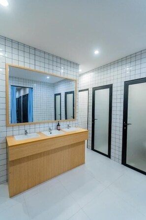 Bathroom - Samada Work Life Canggu (Badung)