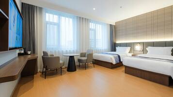 Superior Twin Room, City View | View from room