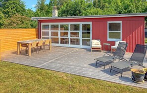 Outdoor dining - 2 bedroom stunning home in Vordingborg (Vordingborg)