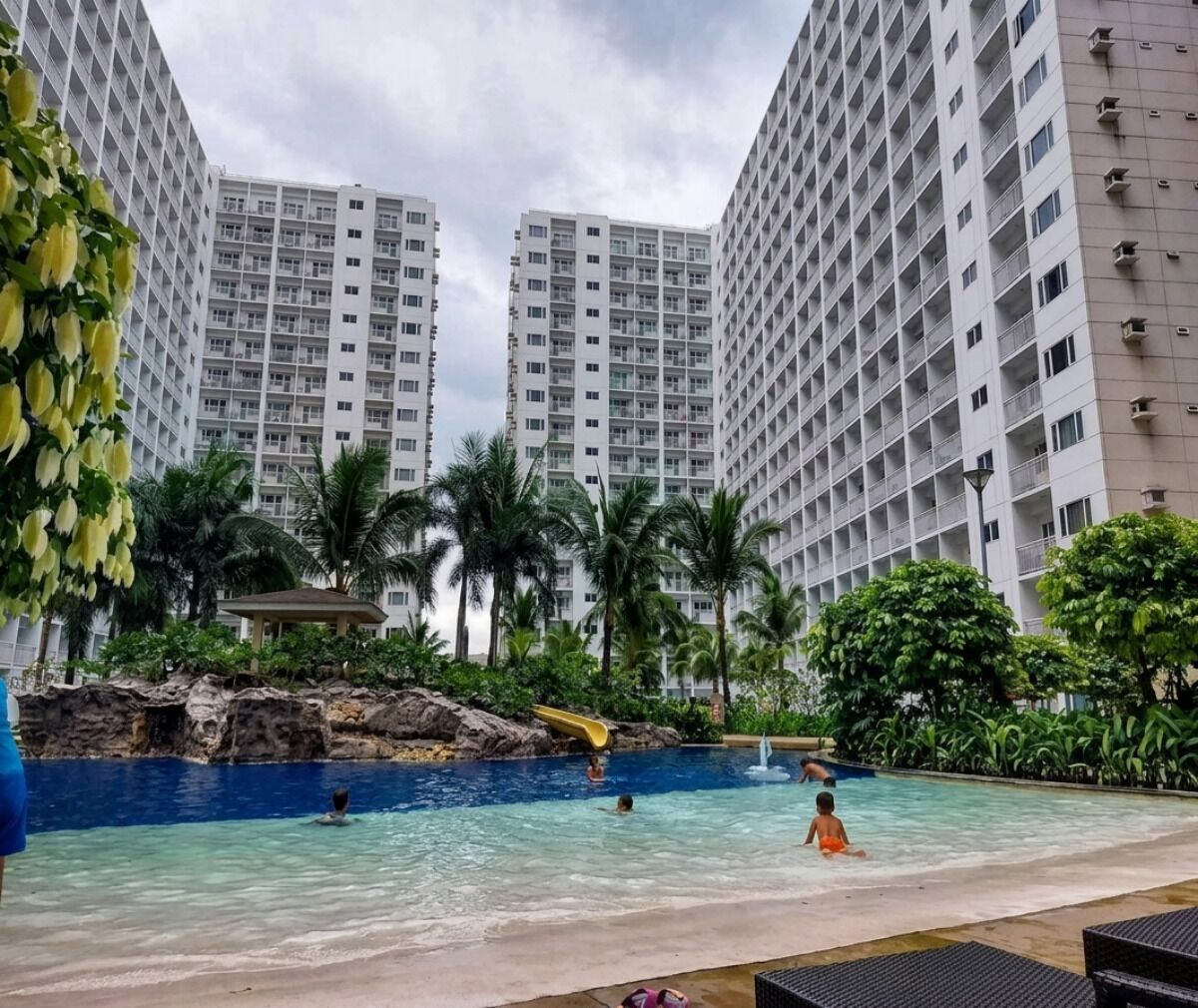 Apartamento, balcón, vistas a la piscina | Piscina | 6 piscinas al aire libre, socorrista en las instalaciones