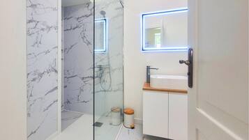 Dusche, Haartrockner