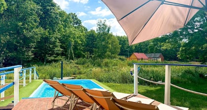 Nice home in Nowogród Bobrzanski
