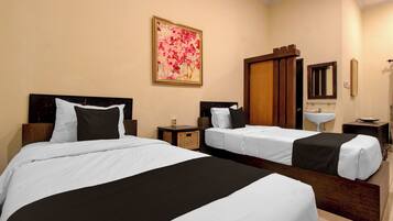 Kamar Twin Deluks | Ruang kerja ramah laptop, Wi-Fi gratis, dan seprai linen