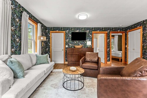Fern Cottage - NEW Cottage in Blue Hill!