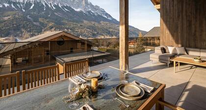 Luxury lodge between top ski resorts with sauna