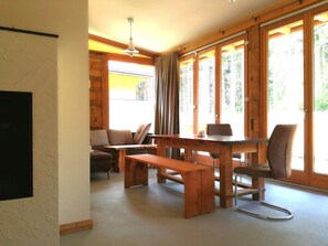 Dining - Nature chalet nearby forest with infrared sauna (Hermagor-Pressegger See)