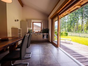 Kühlschrank, Ofen, Herdplatte, Geschirrspüler