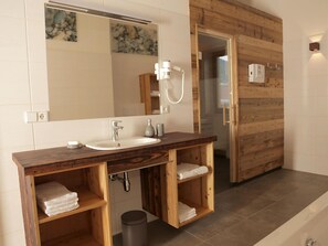 Bathroom - Chalet with sauna and garden near Pressegger See (Hermagor-Pressegger See)