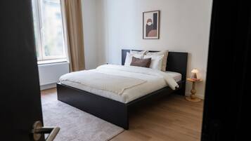 6 Schlafzimmer, Bügeleisen/Bügelbrett, kostenloses WLAN, Bettwäsche