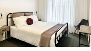 Ảnh chưa phân loại, 5 trong số 18 ảnh, nút