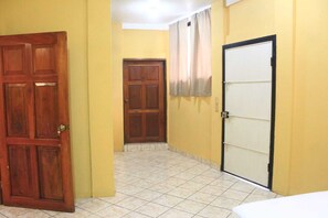 Family Suite, Balcony, Executive Level - TERRA VISTA HOTEL  (Los Planes de Renderos)