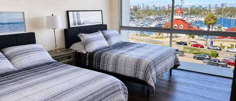 WiFi, bed sheets