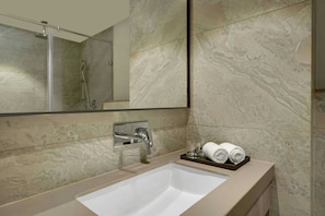 Bathroom - The Fern Residency Vadodara, Alkapuri, Series By Marriott (Vadodara)