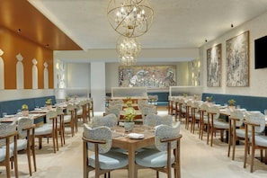 Restaurant - The Fern Residency Vadodara, Alkapuri, Series By Marriott (Vadodara)