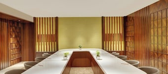 Crescent The Fern Budhni, Series by Marriott