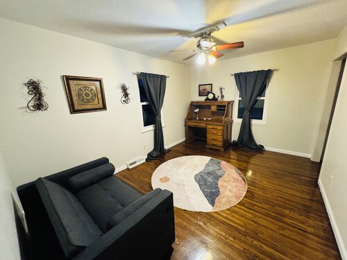 Two-bedroom apartment downtown Jefferson City!