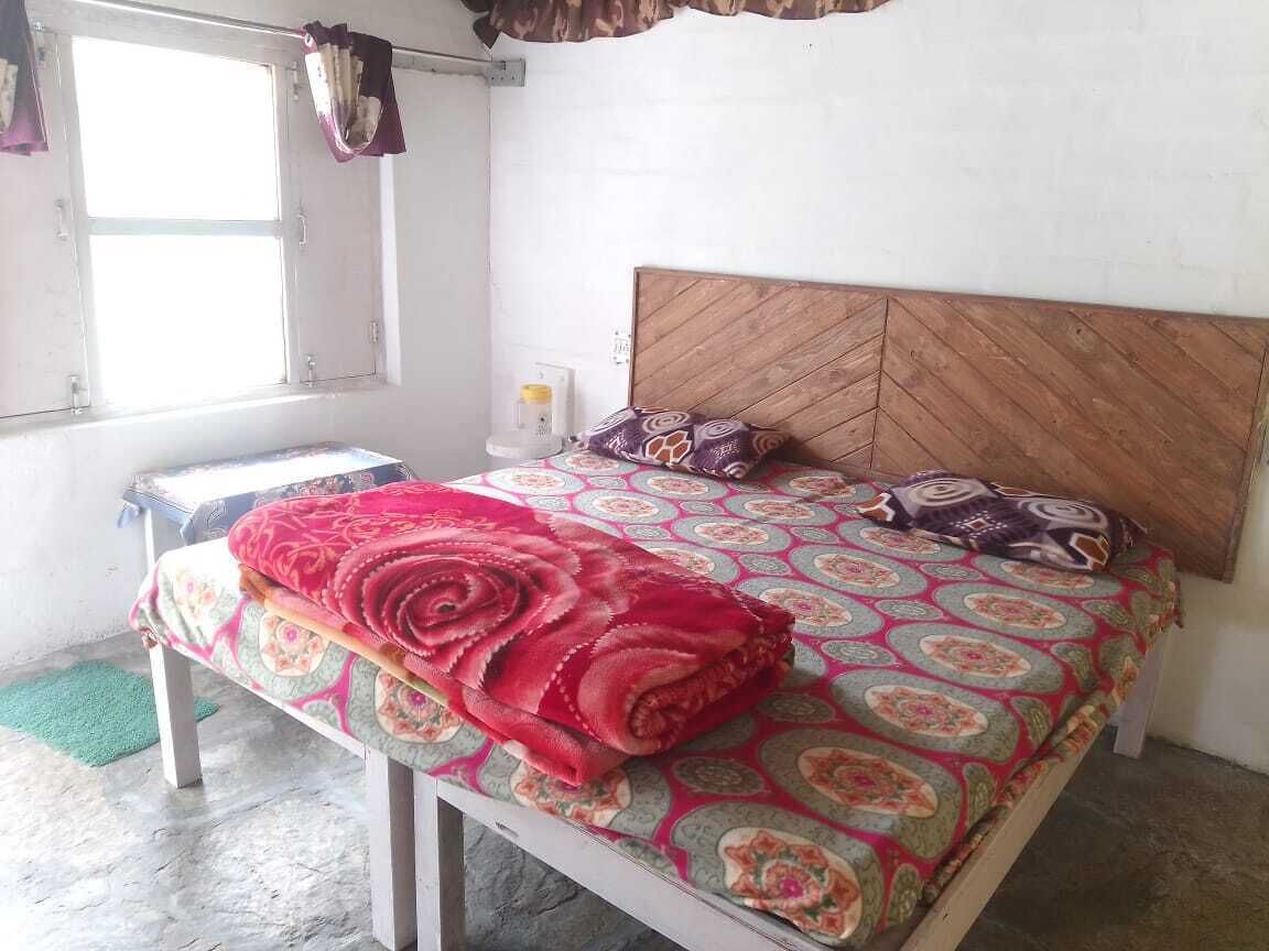 Standard Room | Free WiFi