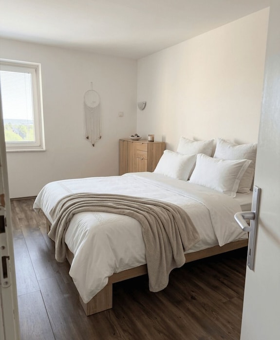 Stylish 2-bedroom Crikvenica Apartment With Ac And Coastal Charm - Crikvenica
