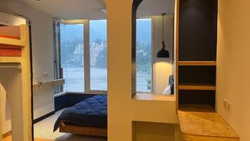 Family Quadruple Room, Balcony, Lake View | Free WiFi