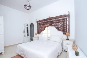 Room - Charming 2 Bedroom Apartment in Sidi Bou Said with Ocean Views (sidi Bou Said)