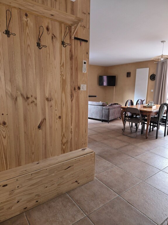 8-person Townhouse With Large Terrace Access To Route Des Grands Crus - Dijon