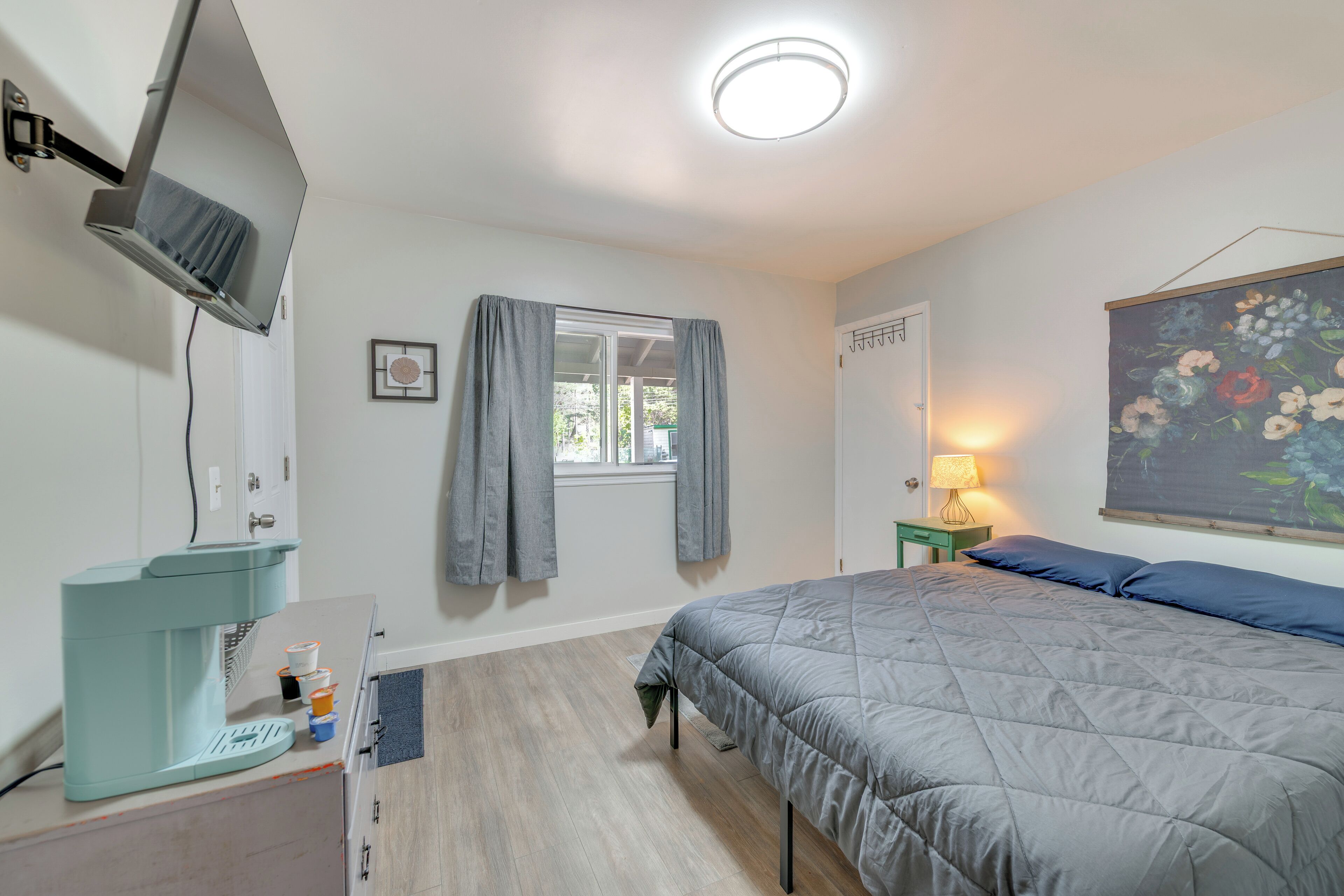 Cozy Room Near Schroon Lake Marina, Town & Beach! - 애더런댁