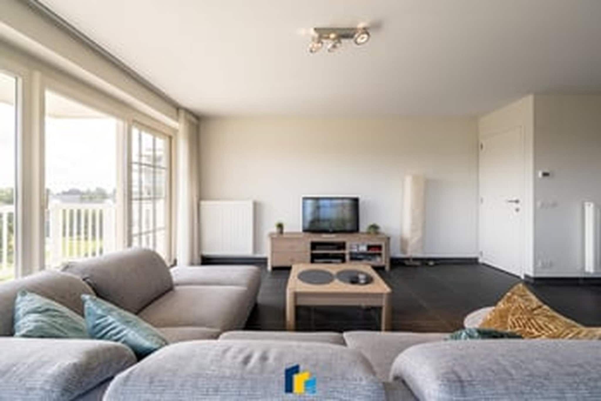 Smart TV, DVD player