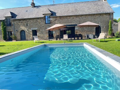 Large country house with swimming pool