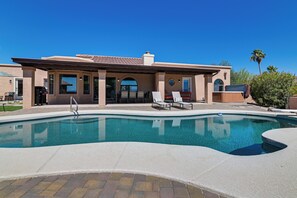 Pool - Sweeping Mtn Views & Hot Tub: Fountain Hills Oasis (Fountain Hills)
