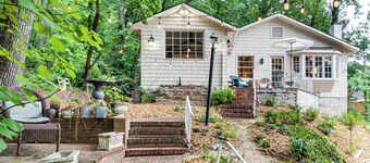 Comfy Cottage Charmer w/ Patio Garden in Tryon