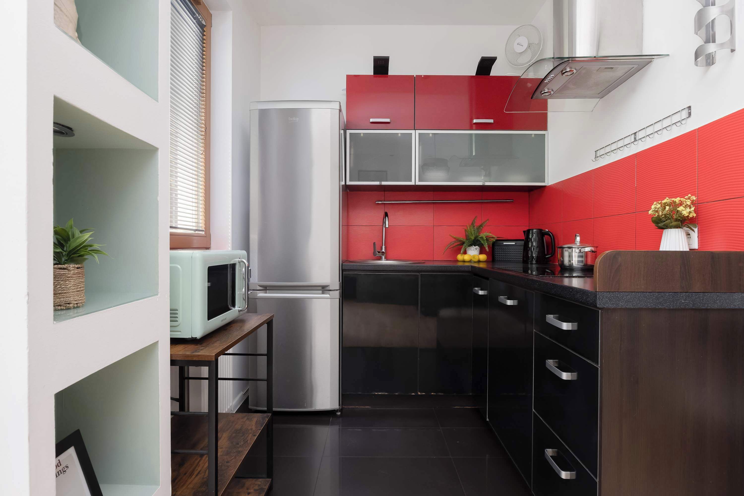 Fridge, microwave, stovetop, electric kettle