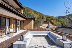 Luxury House, Hill View | Terrace/patio - ALOR VALLEY HUZHOU (Huzhou)