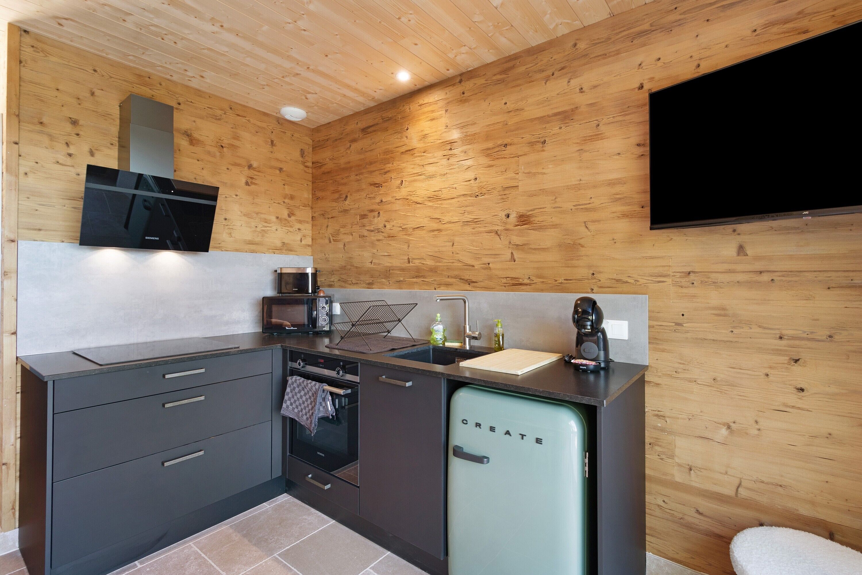 Fridge, microwave, stovetop, coffee/tea maker