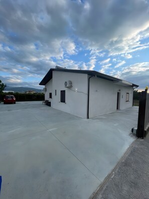 Exterior - Holiday Home 'Unit 1' (Corigliano-Rossano)