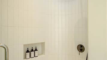 Vil·la, 1 dormitori, piscina privada, vistes a la piscina | Bany | Bidet